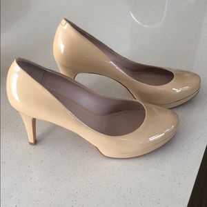 Vince Cameron Nude Heels